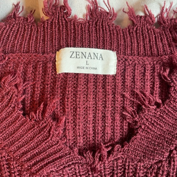 Maroon sweater - Picture 2 of 2